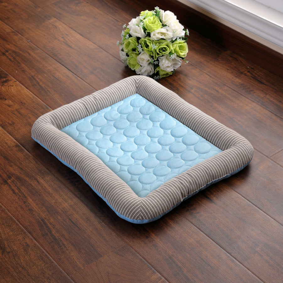 Pet Cooling Pad for Dogs and Cats - Soft Ice Silk Mat for Summer Comfort, Breathable Blue Design