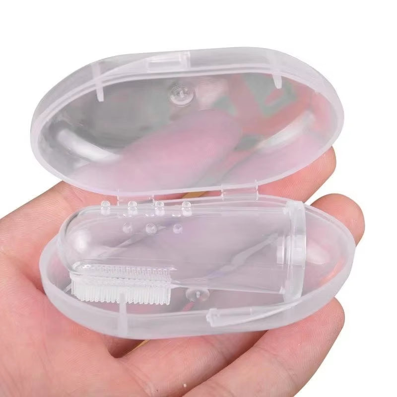 Premium Soft Silicone Pet Finger Toothbrush for Dogs and Cats - Effective Dental Care Tool for Bad Breath and Tartar Removal